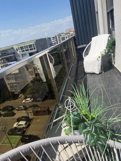 Apartament cu 2 camere decomandat în Tomis Plus