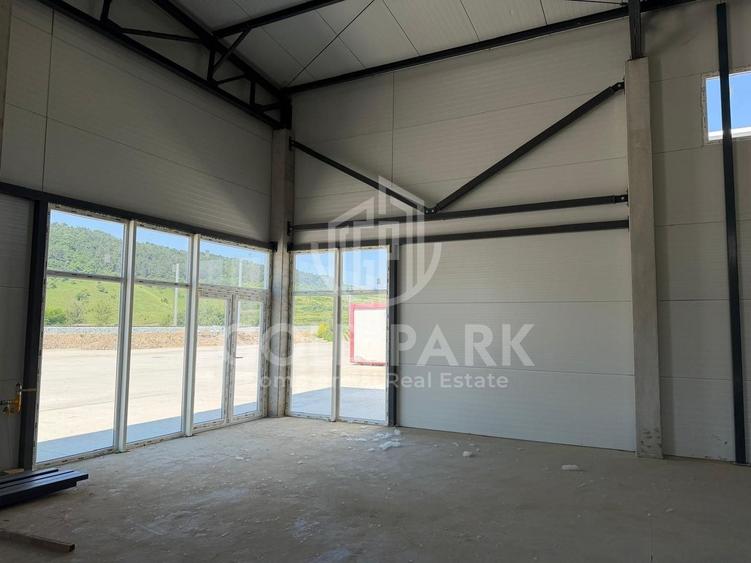 Spațiu industrial, de 598 mp, în Baciu