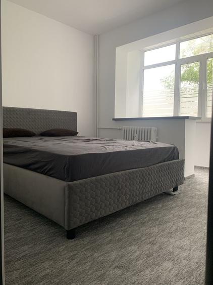 Apartament cu 2 camere decomandat în Podu Roș