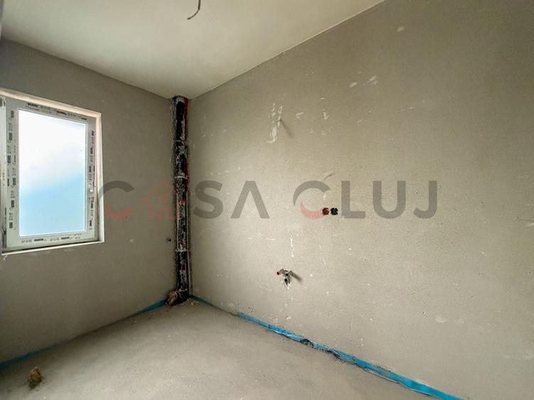 Duplex cu 4 camere cu Canalizare în Mănăștur