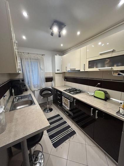 Apartament cu 2 camere decomandat în Cetate
