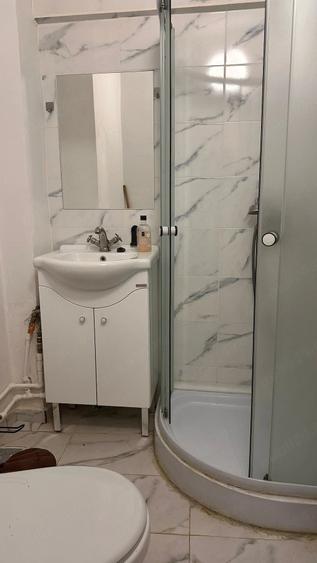 Garsonieră decomandată în Gară
