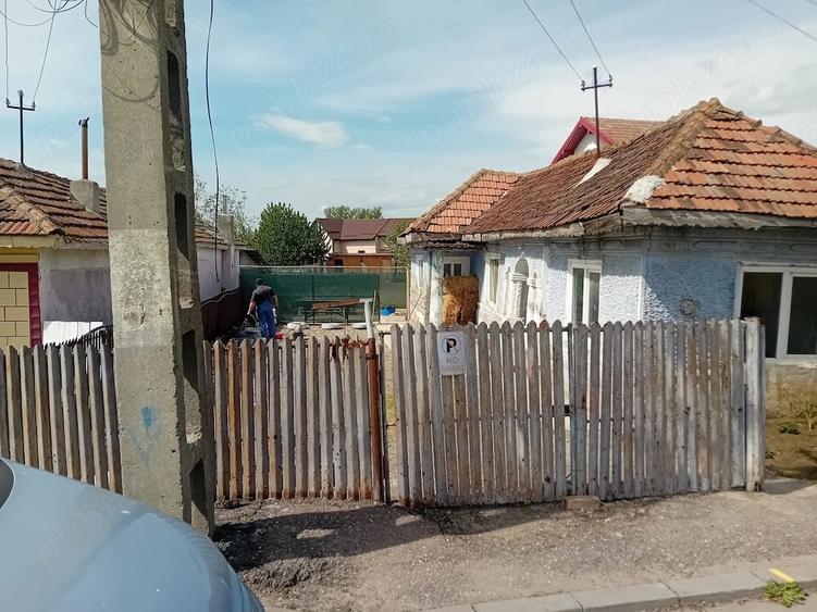 Casă cu 3 camere cu Teren 670 Mp în Transilvaniei