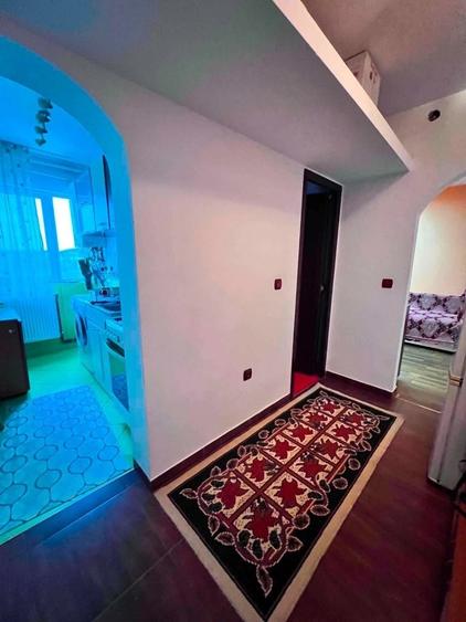 Apartament cu 2 camere semidecomandat în Alecu Russo