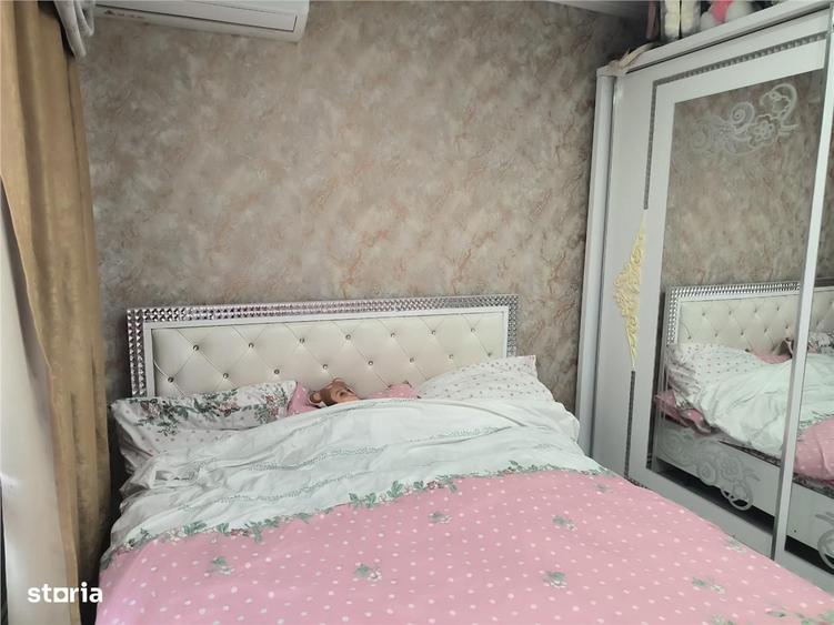 Apartament cu 3 camere, mobilat în Central