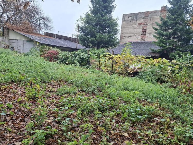 Teren Construcții intravilan de 500 mp, în 1 Mai
