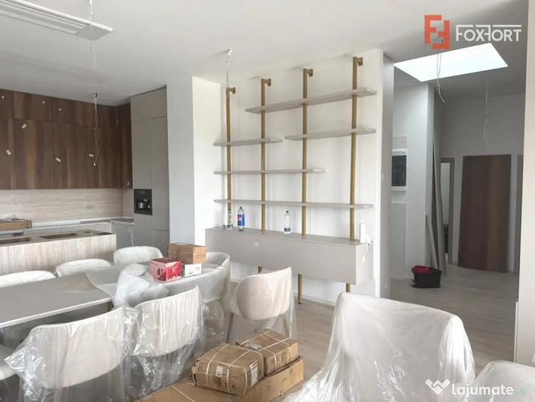 Apartament cu 4 camere decomandat în Torontalului