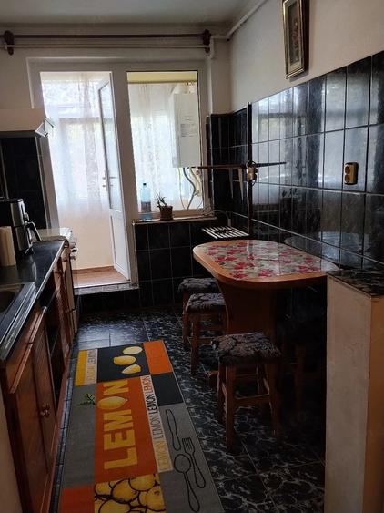 Apartament cu 2 camere decomandat în Exterior Vest