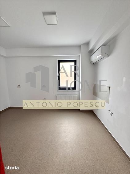 Spațiu comercial, de 272 mp, în Păulești