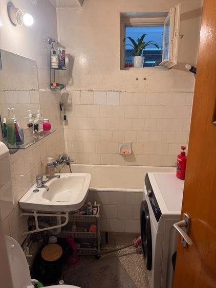 Apartament cu 2 camere semidecomandat în Gorjului