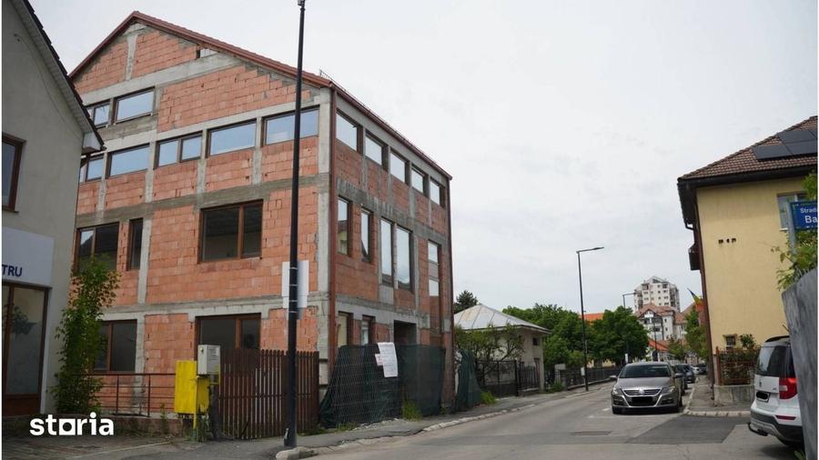 Spațiu comercial, de 458.2 mp, în Central