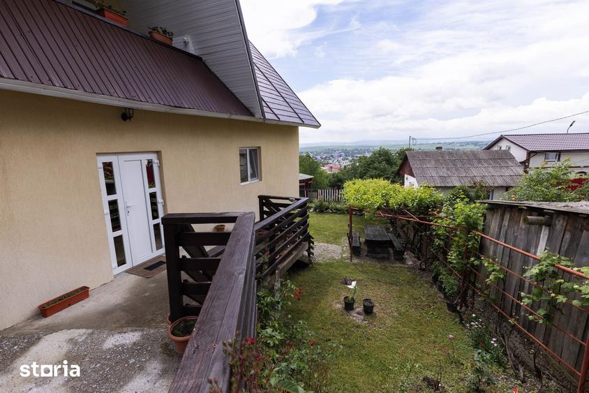 Casă cu 5 camere cu Teren 520 Mp în Central