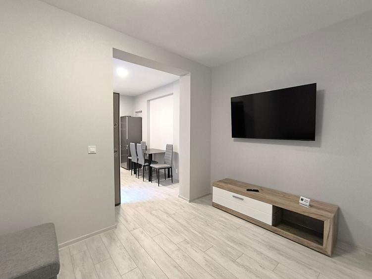 Apartament cu 2 camere semidecomandat în Central