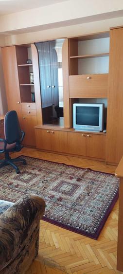 Apartament cu 3 camere decomandat în Lotus