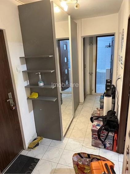 2 Camere DECOMANDAT, Etaj 1, Pia?a Rahova Str. Ilie Campeanu (Mobilat & Utilat)