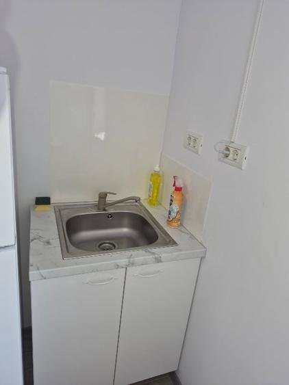 Apartament cu 2 camere, mobilat în Faleza Nord