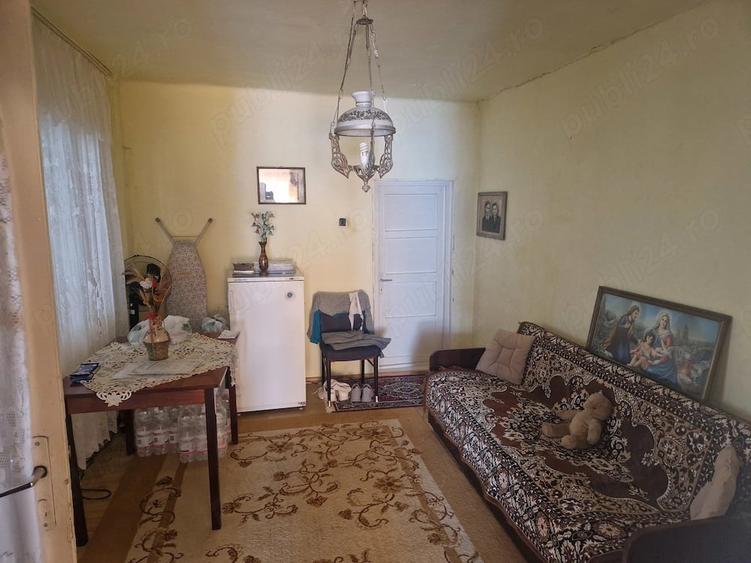 Casă cu 3 camere cu Teren 671 Mp în Central