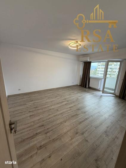Apartament cu 4 camere în Poenari
