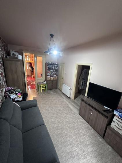 Apartament cu 2 camere decomandat în Boul Roșu