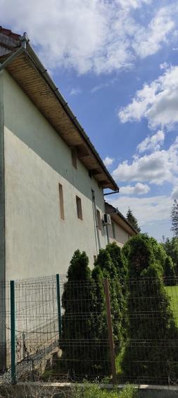 Casă cu 3 camere cu Teren 770 Mp în Central