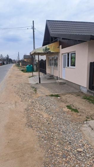Spațiu comercial, în Mărăcineni
