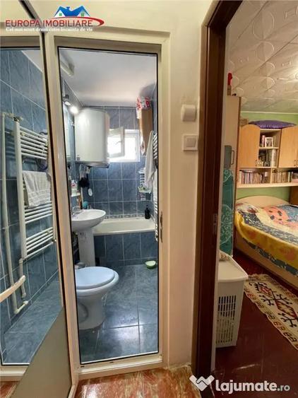 Apartament cu 2 camere semidecomandat în 23 August