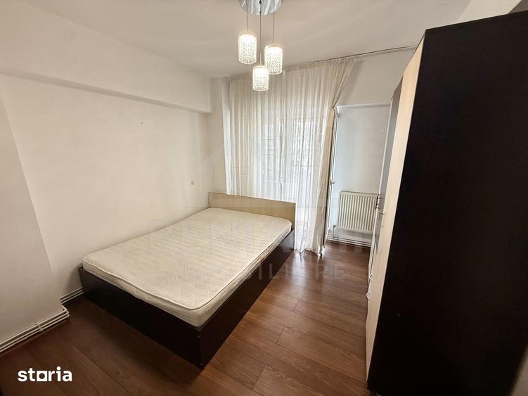 Apartament cu 3 camere decomandat în Central