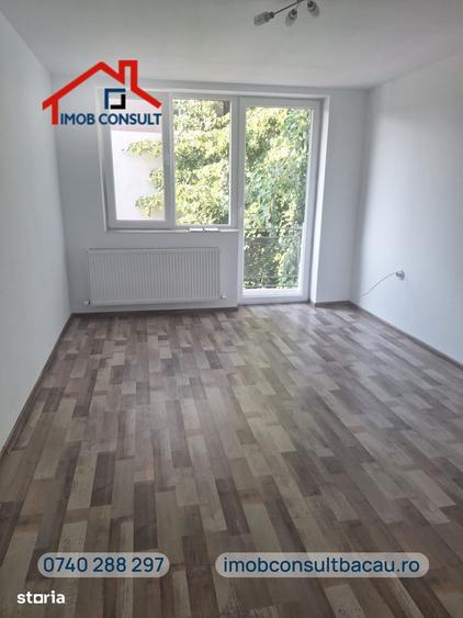Apartament cu 2 camere decomandat în Banca Națională