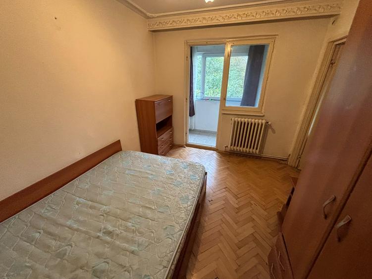 Apartament cu 2 camere semidecomandat în Alexandru cel Bun