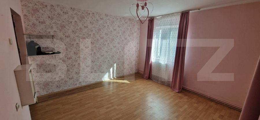 Casă individuală cu 6 camere cu Canalizare în Lascăr Catargiu