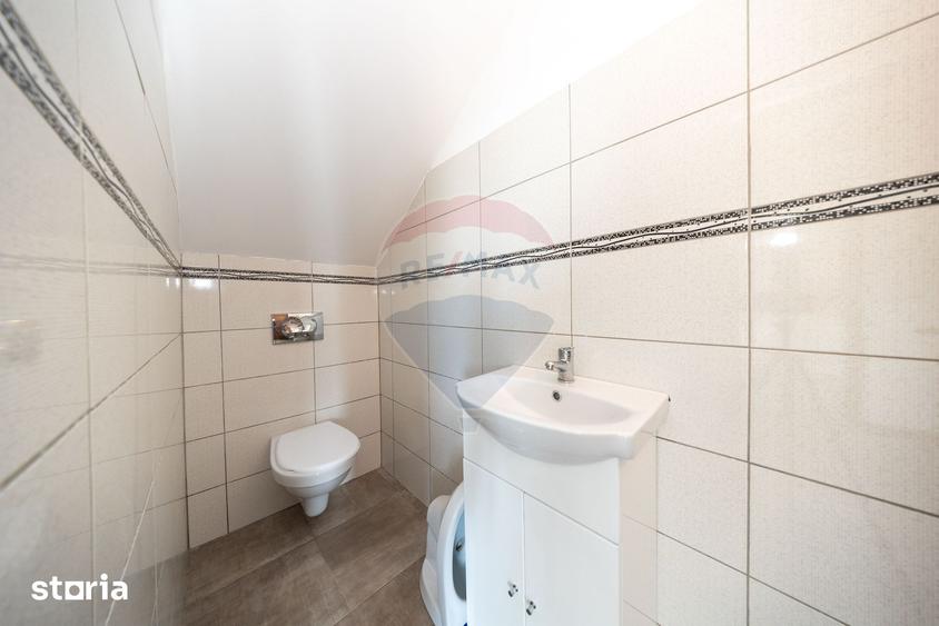 Casă cu 3 camere cu Teren 177 Mp în Sânpetru