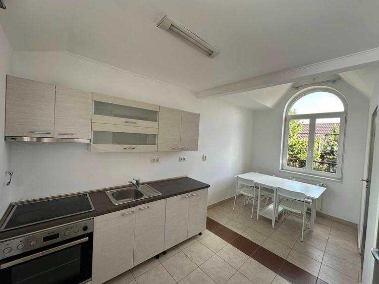 Inchiriez apartament 2 camere la casa, Central, Tg. Mures - 4