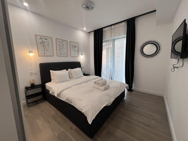Apartament cu 2 camere semidecomandat, mobilat în Moșilor