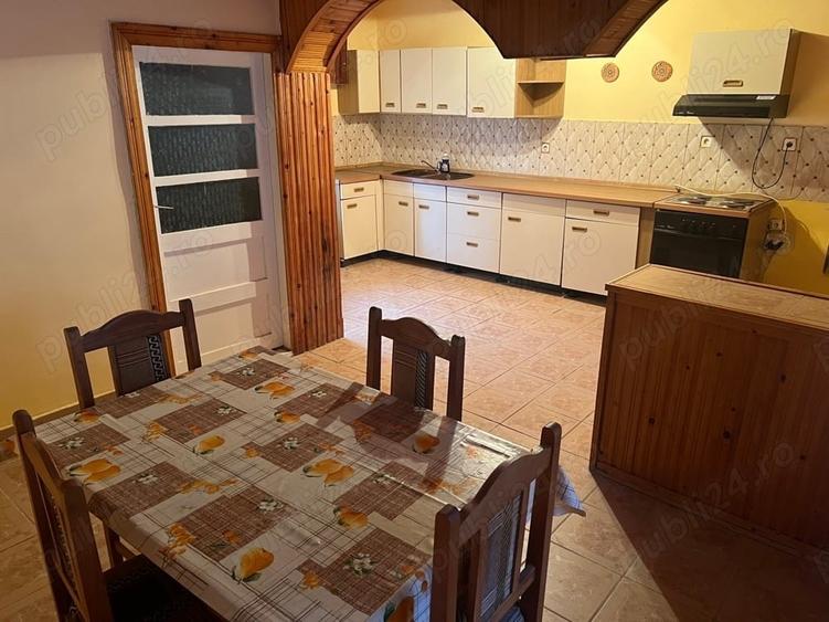Casă cu 6 camere în Cenad