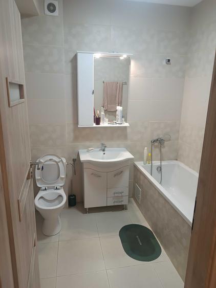 Apartament cu 2 camere decomandat în Gară