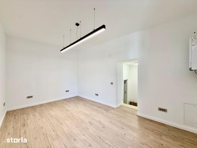 Spațiu comercial, de 43 mp, în Piața Unirii