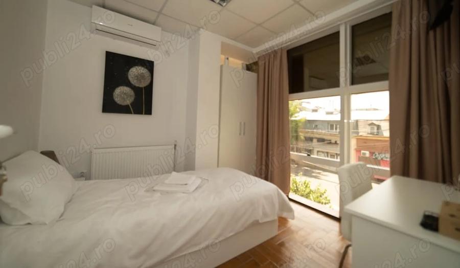 Apartament cu 3 camere în Piața Centrală