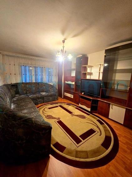 Apartament cu 3 camere decomandat în Nufărul