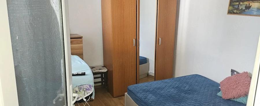 Casă cu 3 camere cu Teren 200 Mp în Central