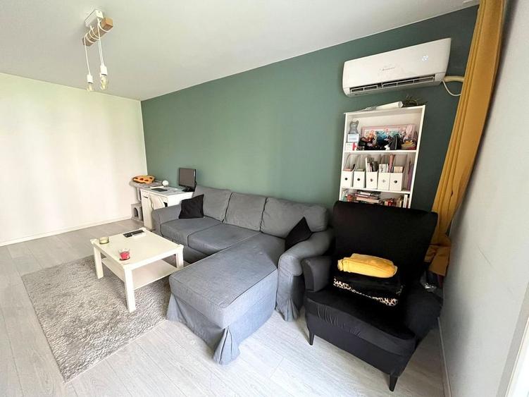 Apartament cu 3 camere decomandat în Dristor