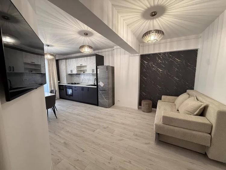 Apartament cu 2 camere decomandat în Sânpetru