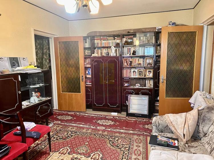 Apartament cu 3 camere decomandat în Iancului