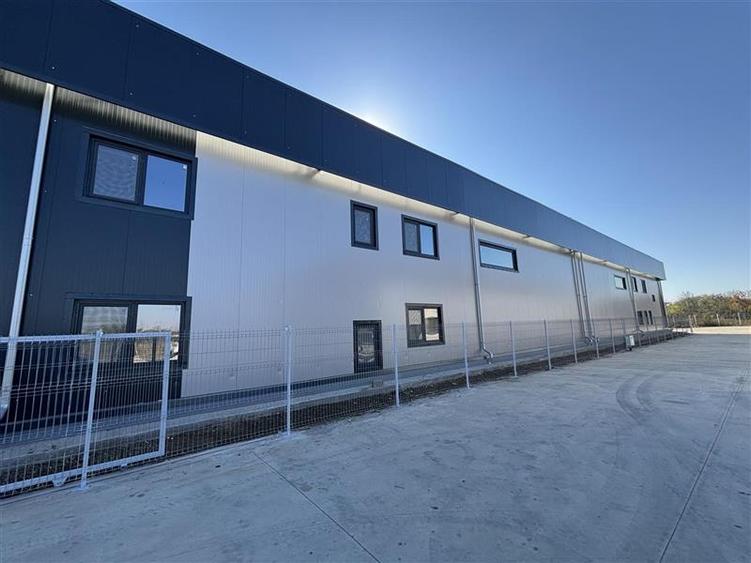 Spațiu industrial, de 510 mp, în Central