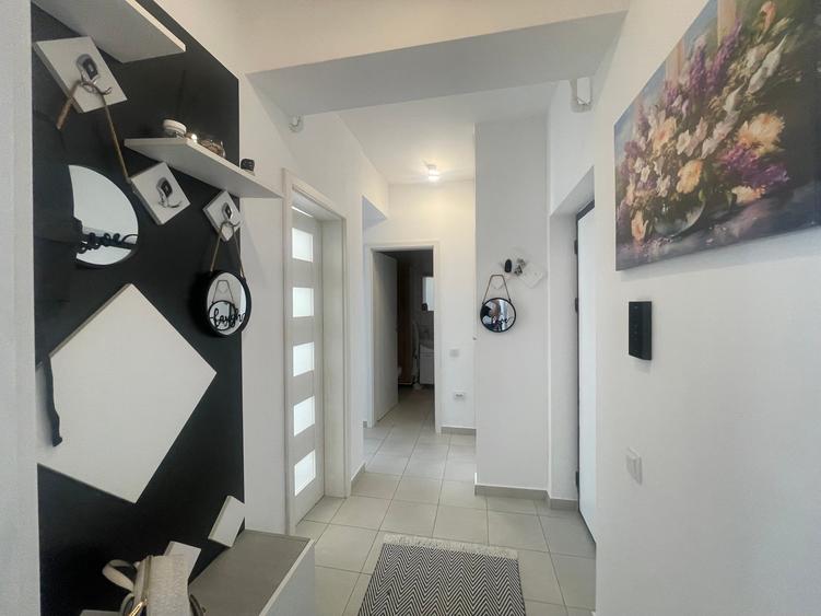 Apartament cu 2 camere decomandat în Berceni