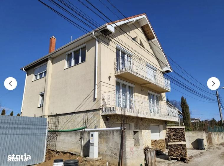 Casă cu 3 camere cu Teren 900 Mp în Central