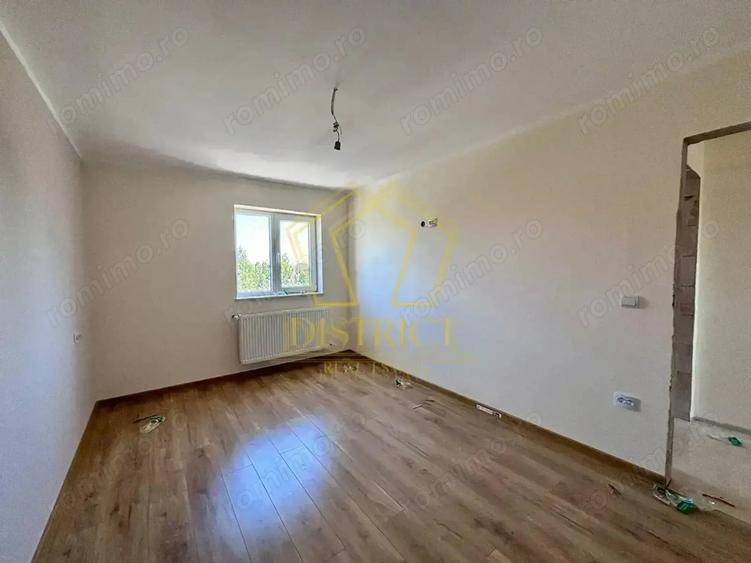 Casă cu 4 camere cu Teren 180 Mp în Giarmata