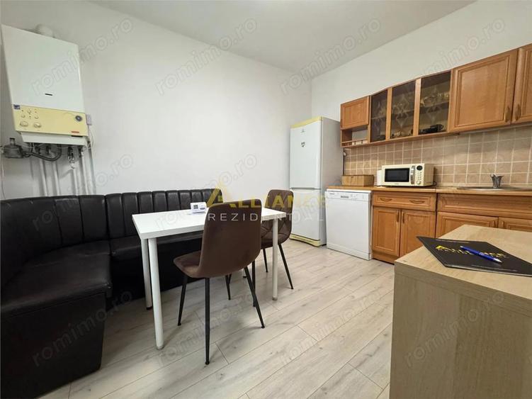 Apartament 2 camere de vanzare - 3
