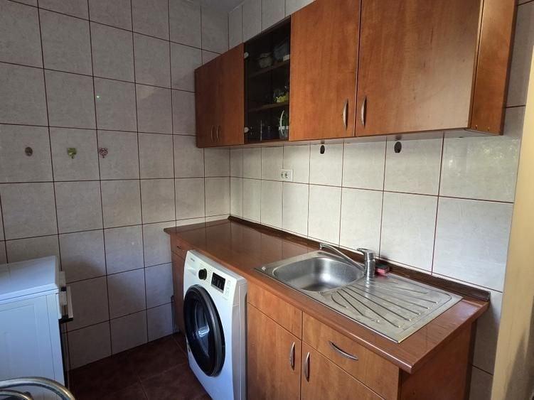 Garsonieră decomandată, mobilată în Gorjului