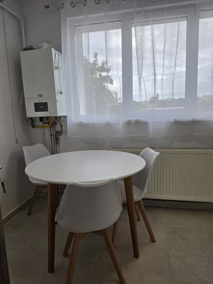 Apartament cu 2 camere în Centru Civic