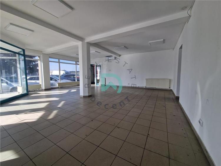 Spațiu comercial, de 244 mp, în Bartolomeu